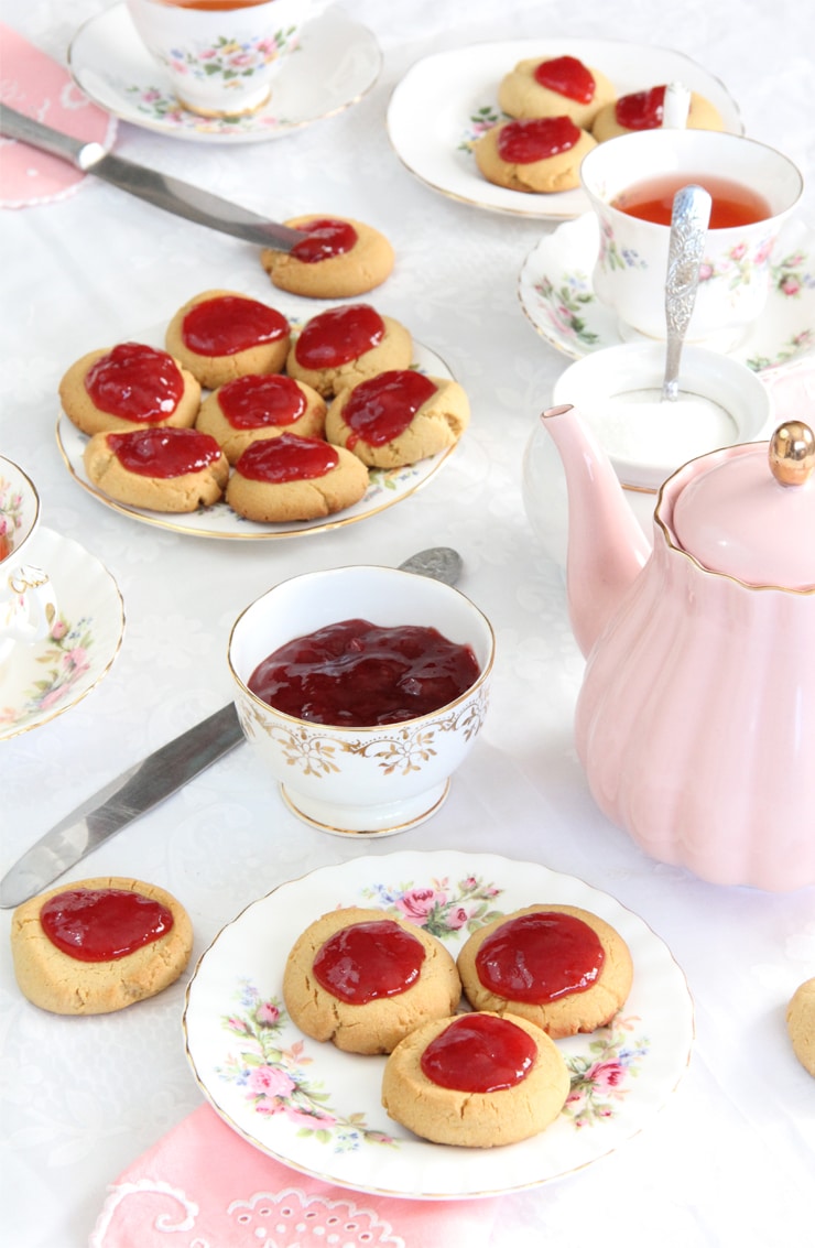 galletas de crema de cacahuete y mermelada