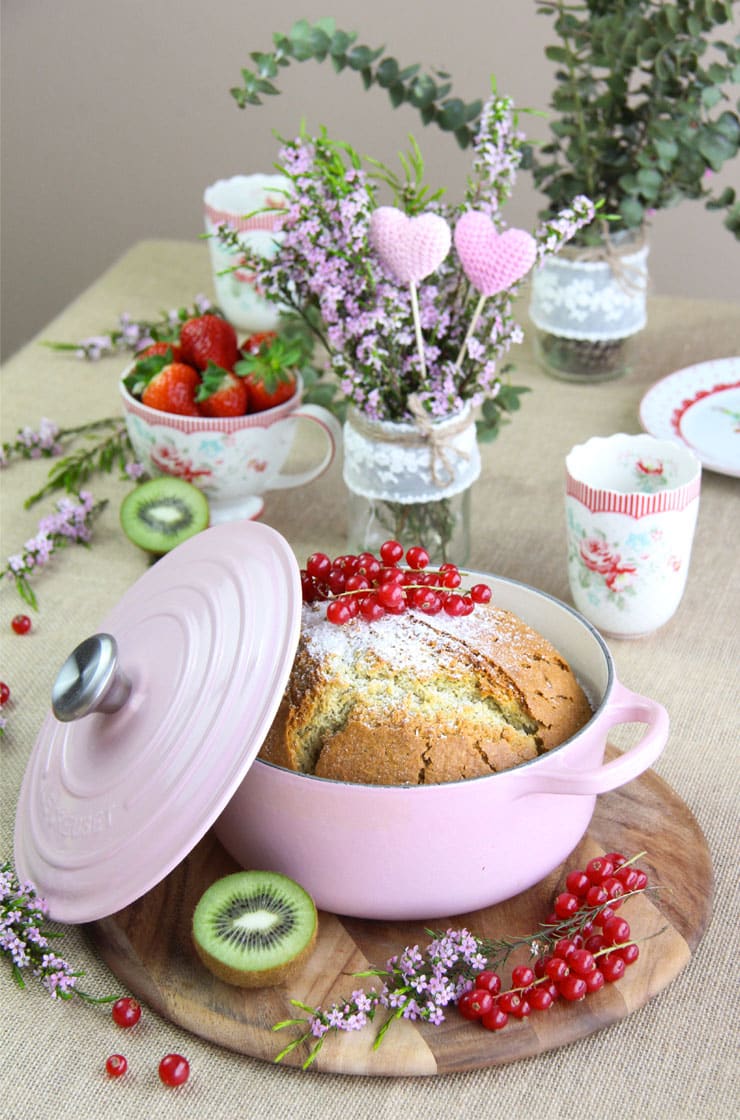 Cómo hacer un bizcocho en una cocotte